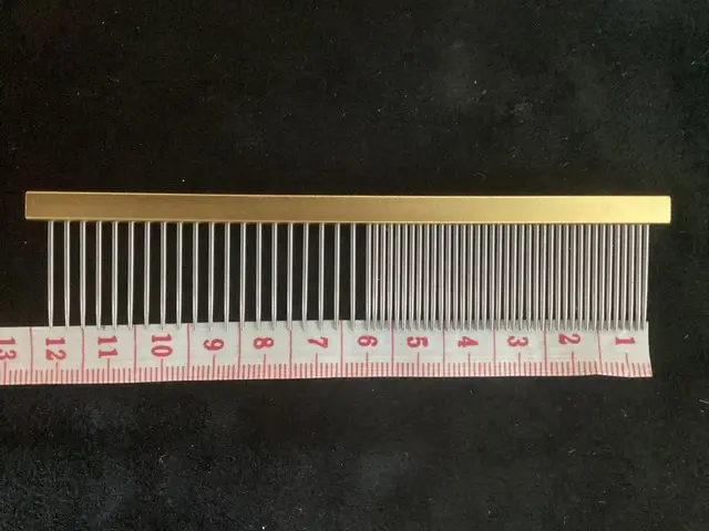 Face & Paw Magic wand comb 