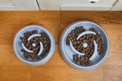 Hundesk&#229;l Slow Feed 500ml 20x5cm