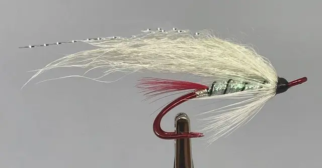 Red & White Lady DK 4 