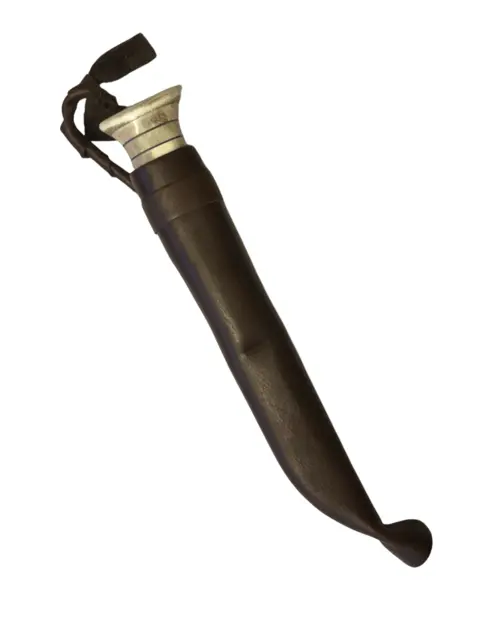 Kniv med tre og reinhorn 