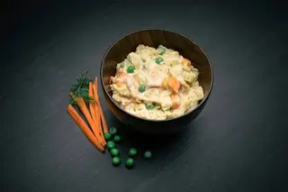 Laks m/pasta og fløtesaus