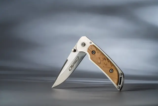 MFK Curly Birch Folding Knife - 8cm blad 